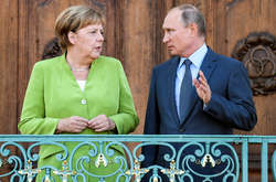 У РФ запевняють, що розмова між Меркель та Путіним відбулася за ініціативою німецької сторони