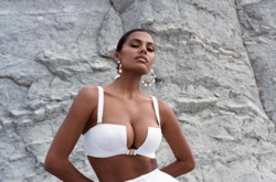  Тина Кунаки 
 instagram.com/tinakunakey/ 