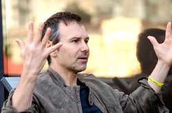 Святослав Вакарчук коротко висловився про скандальний виступ Хору Верьовки на шоу 95 Кварталу