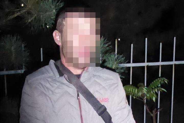 У Києві затримано грабіжників, які вистежували своїх жертв біля розважальних закладів