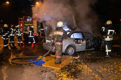 Автомобіль Сheri вигорів повністю