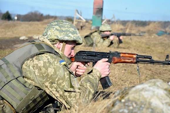 Доба на Донбасі минула без втрат, 17 обстрілів