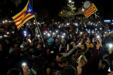 В Каталонії демонстранти заблокували дороги та залізничні колії