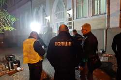Поліція встановлює обставини вибуху в центрі Києва