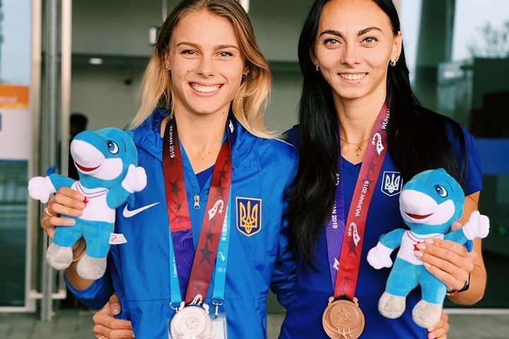 Українські атлетки Левченко і Геращенко завершили сезон-2019 солдатськими медалями (унікальні фото)