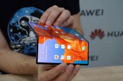 Смартфон працює на операційній системі Android