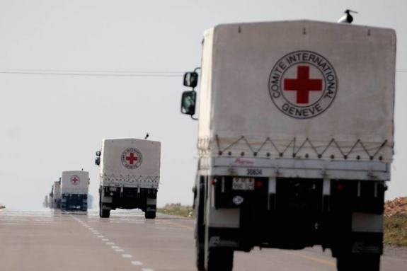 Червоний Хрест відправив на окупований Донбас 14 вантажівок з гуманітарною допомогою 
