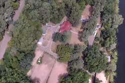 Прокуратура вимагає від охоронців Медведчука повернути ділянку на Трухановому острові