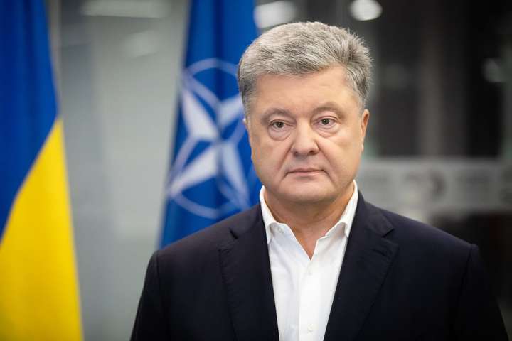 Порошенко закликав підтримати заяву про План дій щодо членства України у НАТО 