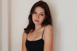  Соня Киперман 
 instagram.com/sonyaxkiperman/ 