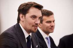  Кабмін призначив Олексія Гончарука головою Нацради з розвитку науки і технологій 