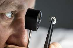 Бриллиант за $1,8 миллиона похищен в Японии