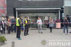 В Харькове возле супермаркета произошла стрельба, есть погибший