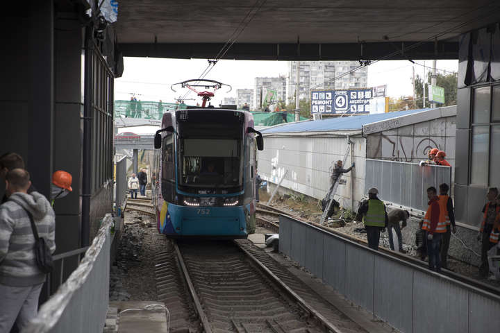 На ремонт Борщагівської лінії трамвая потратять ще майже 100 млн грн