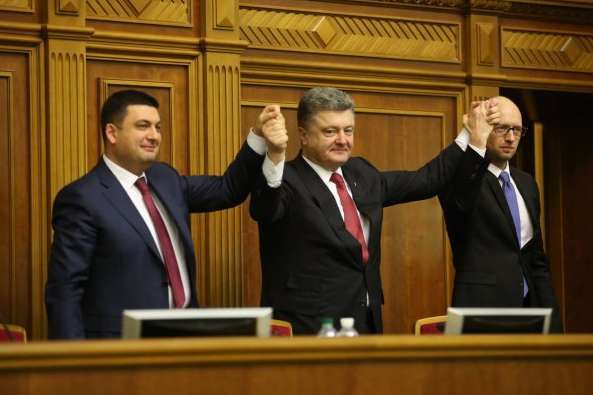 Портнов «шьет» государственную измену всему бывшему руководству Украины