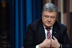 Захист Петра Порошенка вважає, що у судах йому протистоїть Офіс президента Володимира Зеленського