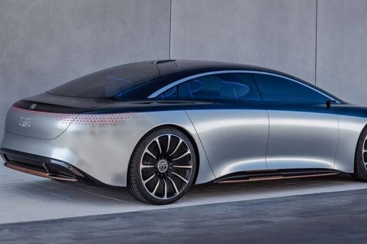 Mercedes вирішив позмагатися з Tesla Model S і випустив свій електромобіль