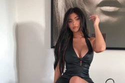  Кайли Дженнер 
 instagram.com/kyliejenner/ 