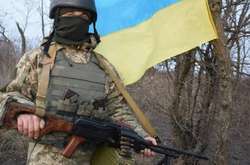 Добровольцы в Золотом заявили, что у них осталось оружие