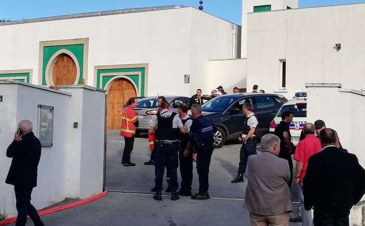 У Франції біля мечеті сталась стрілянина, є поранені