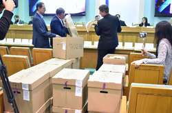 ЦИК пересчитывает голоса на 198-м округе спустя три месяца после выборов