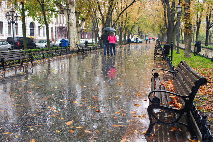 Похолодання та дощі: прогноз погоди в Україні на 29 жовтня