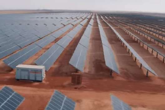 У Єгипті збудували найбільшу в Африці сонячну електростанцію