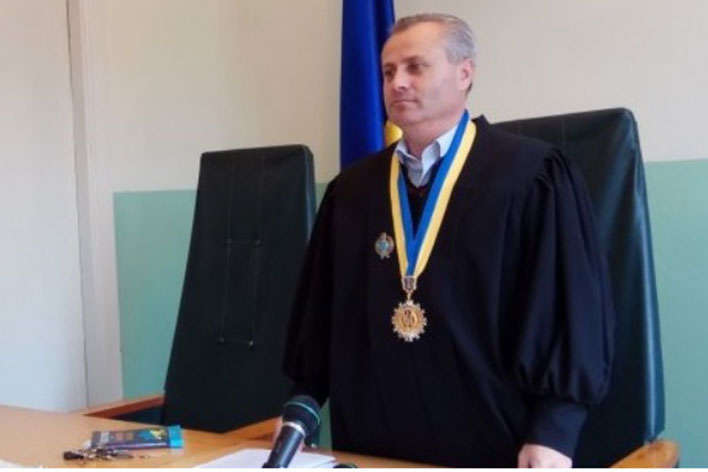 Львівщина: залишився один суддя на весь районний суд і той попався на хабарі