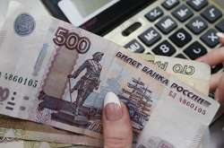 Найбільше росіяни втрачають на рибі (128,6 мільярда рублів), сирі (71,8 мільярда), м'ясі (64 мільярди), молоці (62,3 мільярда), олії (60,1 мільярда) і кисломолочних продуктах