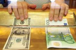 Нацбанк скасовує обмеження на купівлю валюти 