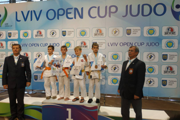 Вінничанин посів перше місце у Всеукраїнському турнірі з дзюдо