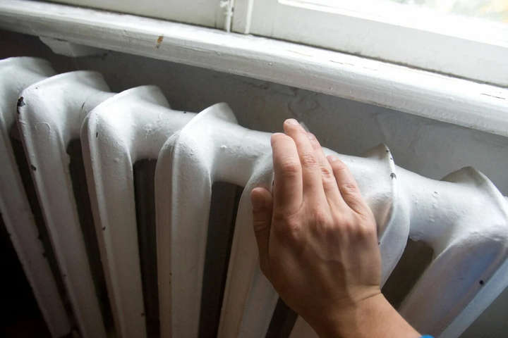 Без отопления остаются жилые дома в двух областях