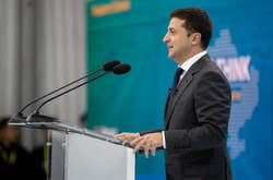 Володимир Зеленський переконаний, що держава повинна зберегти свідомість українських громадян на окупованих територіях