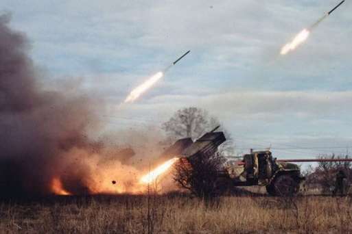 Война на Донбассе: боевики обстреляли Зайцево и Крымское