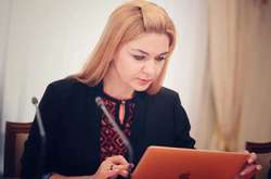 Нардеп Елена Мошенец не успела на электронную регистрацию народных избранников в Раде 1 ноября