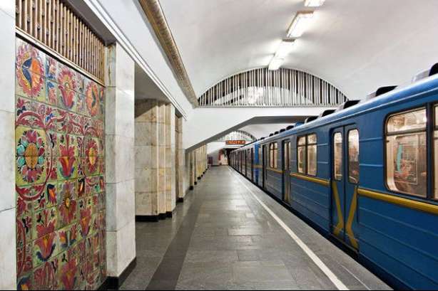 Станцію «Хрещатик» відкрито після «мінування»