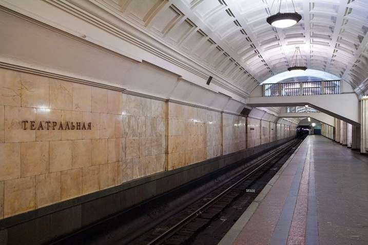 Збій у роботі київського метро. Центральні станції знову заміновані