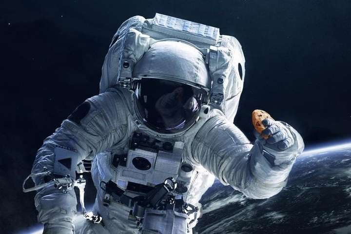 Астронавти у космосі займуться випіканням коржиків
