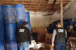 У двох регіонах України викрито виробництво оптових партій сурогатного алкоголю