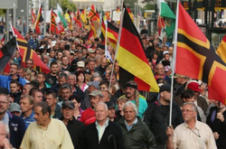 Дрезден давно відомий своїми зв'язками з ультраправим