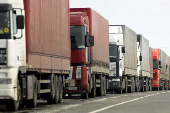 Київ закриють для вантажівок