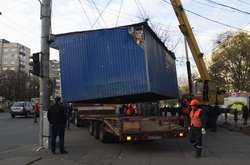 У Києві триває демонтаж незаконних МАФів