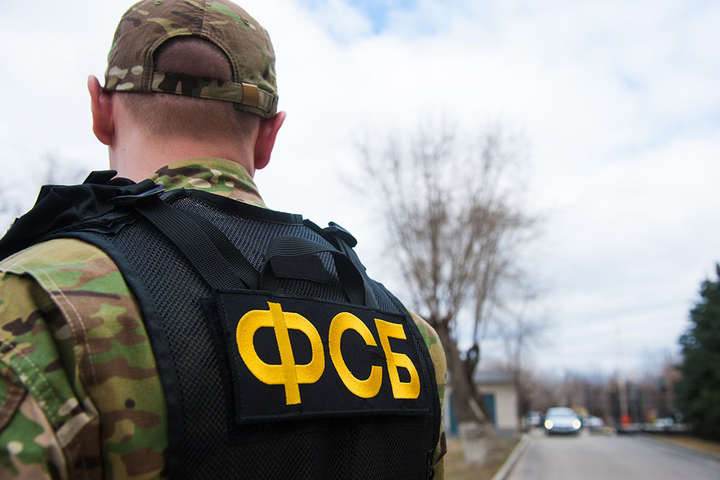 ФСБ вербує українців, які їздять в окупований Крим – контррозвідка 