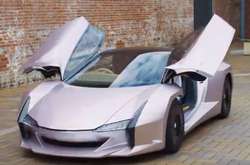 У виготовленні матеріалу для машини можуть використовуватися як деревина, так і відходи сільськогосподарського виробництва