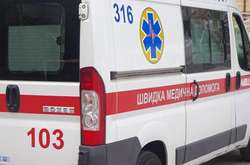 На Вінниччині 29-річний працівник провалився крізь дах