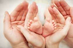 У Мінсоцполітики хочуть обмежити виплати по народженню дитини