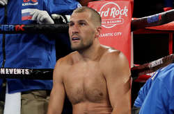 Побитому російському боксеру заборонили виходити в ринг