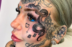 Девушка сделала татуировки на глазных яблоках и ослепла (фото)