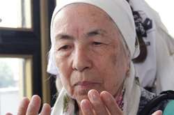 Російські силовики відпустили ветеранку кримськотатарського руху Сейтмуратову