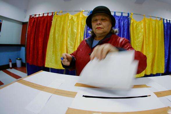 Вибори у Румунії: лідирує чинний президент